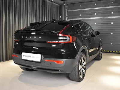 Volvo C40 0,0 Recharge Plus Adapt,Kamera 170 kW automat černá