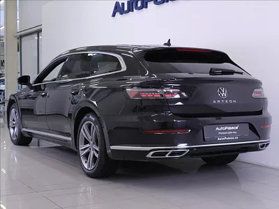 Volkswagen Arteon Shooting Brake 2,0 TDi AT R-Line AKČNÍ Cena! 110 kW automat černá