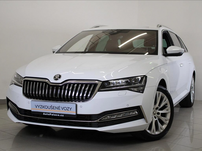 Škoda Superb 2,0 TDi 147kW L&K Tažné 29tkm. 147 kW automat bílá