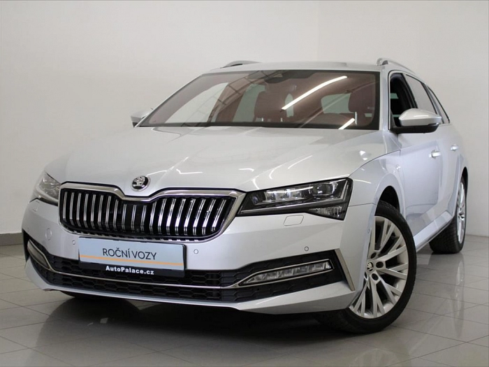 Škoda Superb 2,0 TDi 147kW L&K 360° 17tkm. 147 kW automat šedá