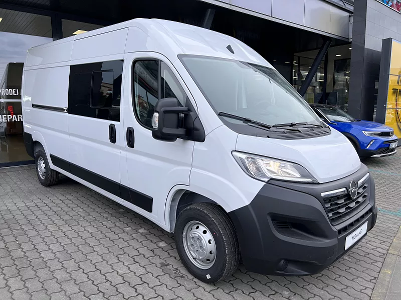 Opel Crew-Van Heavy 3500 L4H2 2.2 CDTi 103kW MT6 7 míst!!! 2.2 CDTi 103 kW 103 kW Bílá