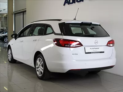 Opel Astra 1,5 CDTi Záruka 67tkm. 12/2021 77 kW bílá