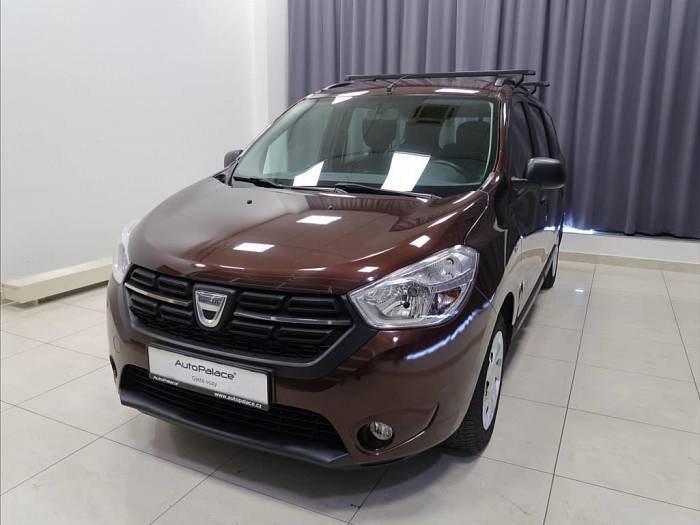 Dacia Lodgy 1,6 i 75kW  7mist ČR 75 kW hnědá