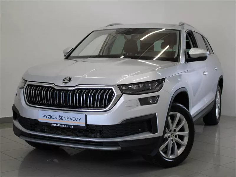 Škoda Kodiaq 2,0 TDi 4x4 Style+ AKČNÍ CENA! 110 kW automat šedá