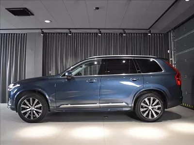 Volvo XC90 2,0 B5 AWD Plus Bright BLIS 173 kW automat modrá