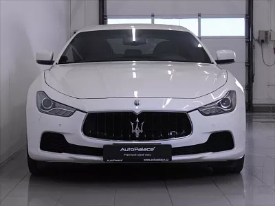 Maserati Ghibli 3,0 S 302kW Ventilace H/K ČR 302 kW automat bílá