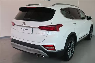 Hyundai Santa Fe 2,2 CRDi STYLE PREMI 4x4 7míst 147 kW automat bílá