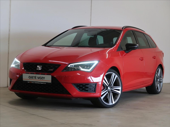 SEAT Leon 2,0 TSI Cupra 280 ST BlackEdit 206 kW červená