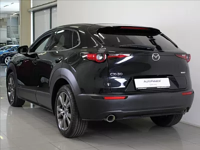 Mazda CX-30 2,0 G186 Plus STYLE 9350 km! 137 kW černá