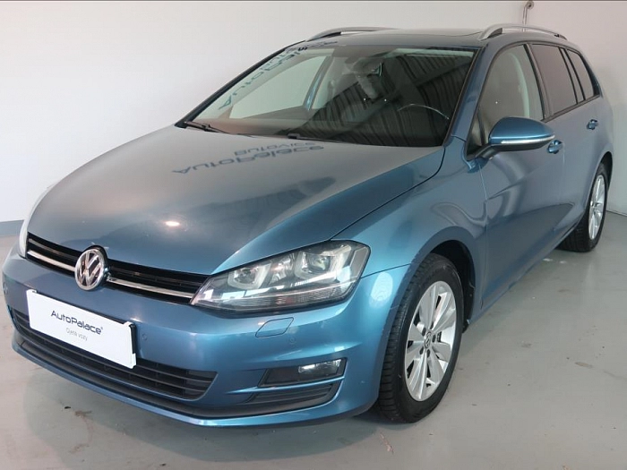 Volkswagen Golf 1,6 TDI 77 kW HIGHLINE DSG 77 kW automat modrá