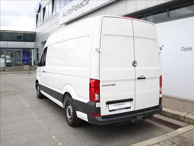 Volkswagen Crafter 2,0 TDi L3 High Tažné 100tkm. 103 kW bílá