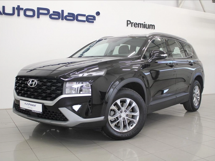 Hyundai Santa Fe 2,2 CRDi 7-míst 10m. 9/2023 142 kW automat černá