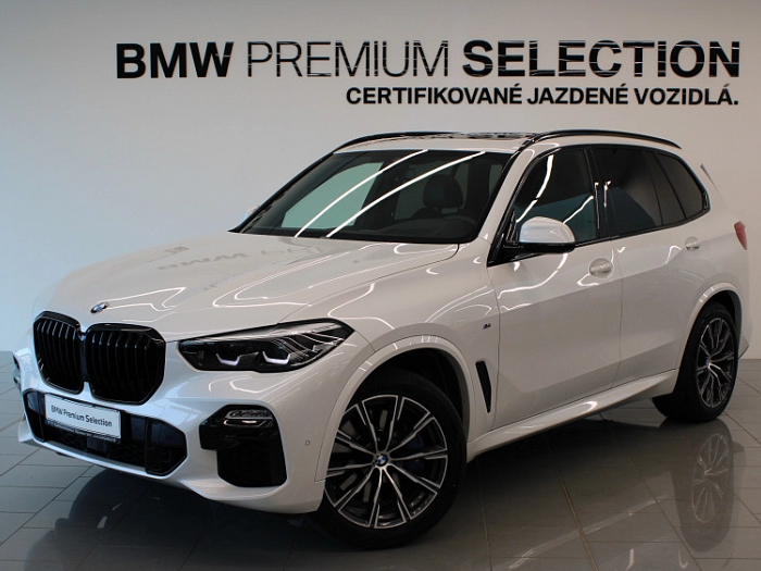 BMW X5 xDrive30d 195 kW automat Mineral White