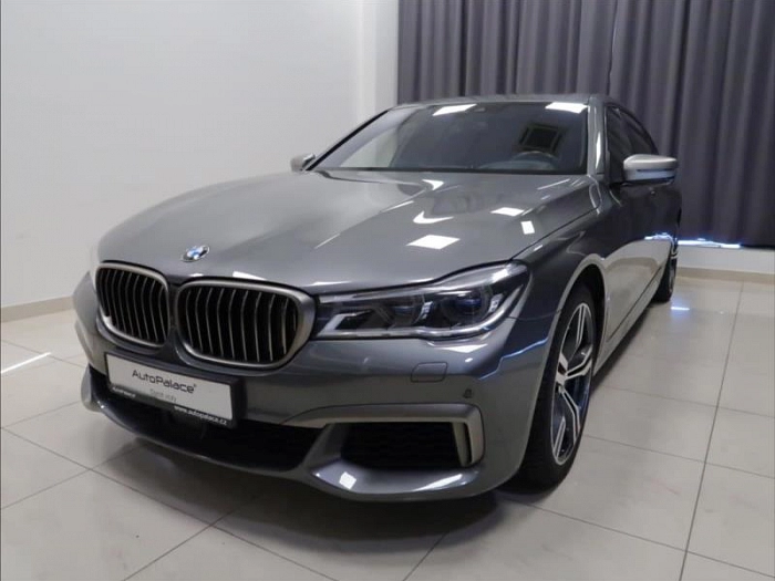 BMW 7 6,6 M760Li xDrive V12 610PS 448 kW automat šedá