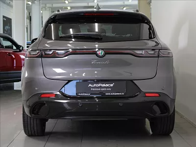 Alfa Romeo Tonale 1,5 Turbo E-Hybrid VELOCE ČR 117 kW automat šedá