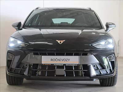 CUPRA Leon 1,5 eTSI 110kW PANO MATRIX LED 110 kW automat černá