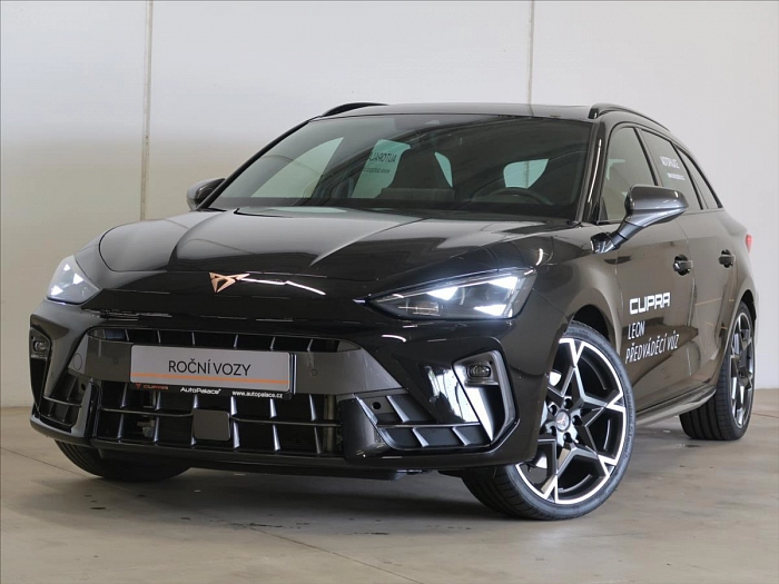 CUPRA Leon 1,5 eTSI 110kW PANO MATRIX LED 110 kW automat černá