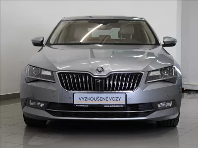 Škoda Superb 2,0 TDi 140kw 4x4 L&K TAŽNÉ 140 kW automat šedá