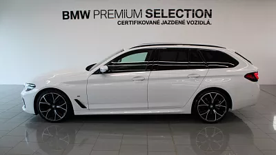 BMW 530d xDrive Touring 210 kW automat Alpine White