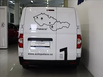 MAXUS eDELIVER 3 0.1 52 kWh L2 Kamera  8 820 km 90 kW automat bílá