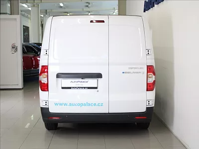 MAXUS eDELIVER 3 0.1 50 kWh L1 Kamera 15 000 km 90 kW automat bílá