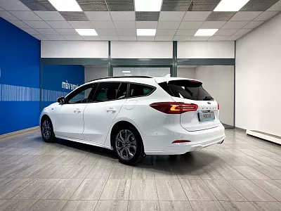 Ford Focus ST- Line X, 1.0 EcoBoost Hybrid (mHEV) 114kW 1,0 EcoBoost 114 kW automat Frozen White