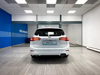 Ford Focus ST- Line X, 1.0 EcoBoost Hybrid (mHEV) 114kW 1,0 EcoBoost 114 kW automat Frozen White