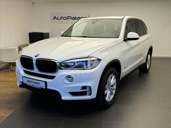 BMW X5 3,0 D xDrive 190kw 190 kW automat bílá