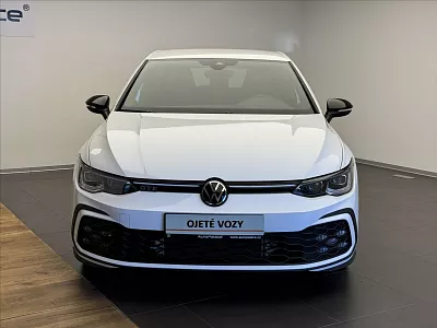 Volkswagen Golf 1,4 TSI GTE Highline 110 kW automat bílá