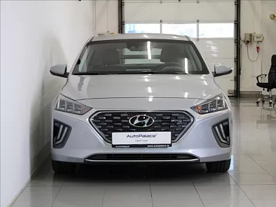 Hyundai IONIQ 1,6 PHEV 104kW Smart 7550 km! 104 kW automat šedá