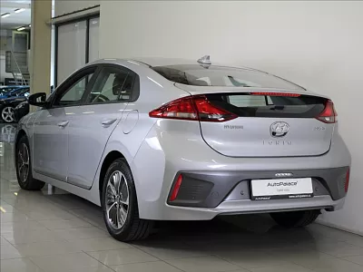 Hyundai IONIQ 1,6 PHEV 104kW Smart 7550 km! 104 kW automat šedá