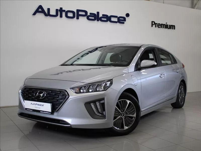 Hyundai IONIQ 1,6 PHEV 104kW Smart 7550 km! 104 kW automat šedá