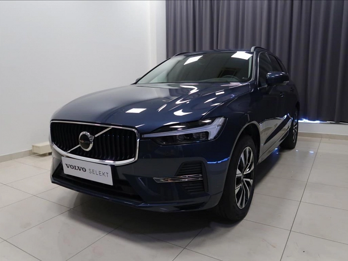 Volvo XC60 2,0 B4  Core AUT 145 kW automat modrá