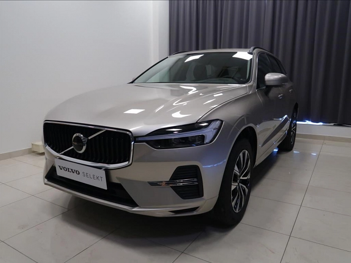 Volvo XC60 2,0 B4  Core AUT 145 kW automat šedá