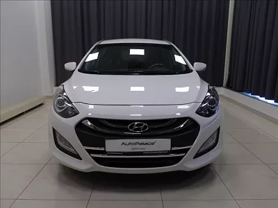 Hyundai i30 1,4 i CVVT Trikolor 73 kW bílá