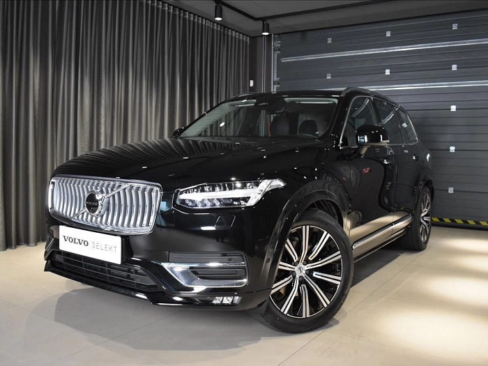 Volvo XC90 2,0 B5 AWD Ult Masáže,Vzduch 173 kW automat černá