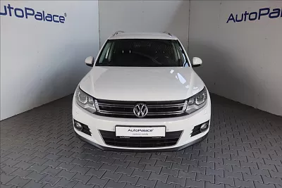 Volkswagen Tiguan 2,0 TDI 4Motion Sport&Style 103 kW automat biela