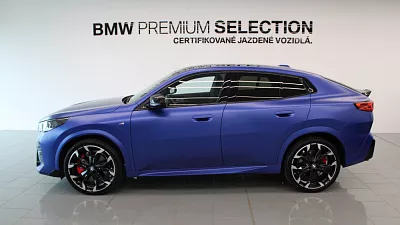 BMW X2 M35i 233 kW automat BMW Ind Frozen Portimao Blue metallic