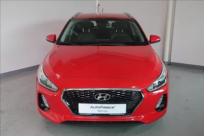 Hyundai i30 1,0 T-GDI COMFORT 88 kW červená