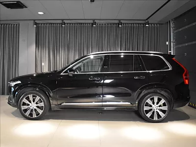 Volvo XC90 2,0 B6 INS VZDUCH BOWERS PANNO 220 kW automat černá