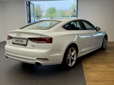 Audi A5 2,0 40 TFSI Sport Sportback 140 kW automat bílá