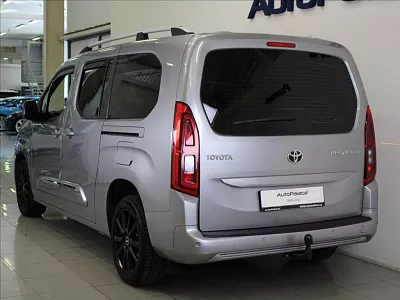 Toyota PROACE CITY 1,5 D 96kW 7.míst L2 TAŽNÉ ČR 96 kW šedá