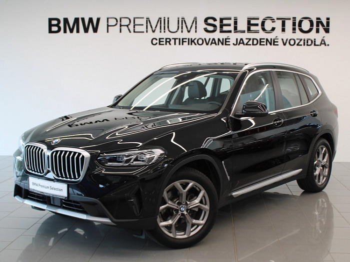 BMW X3 xDrive20i 135 kW automat Black Sapphire Metallic