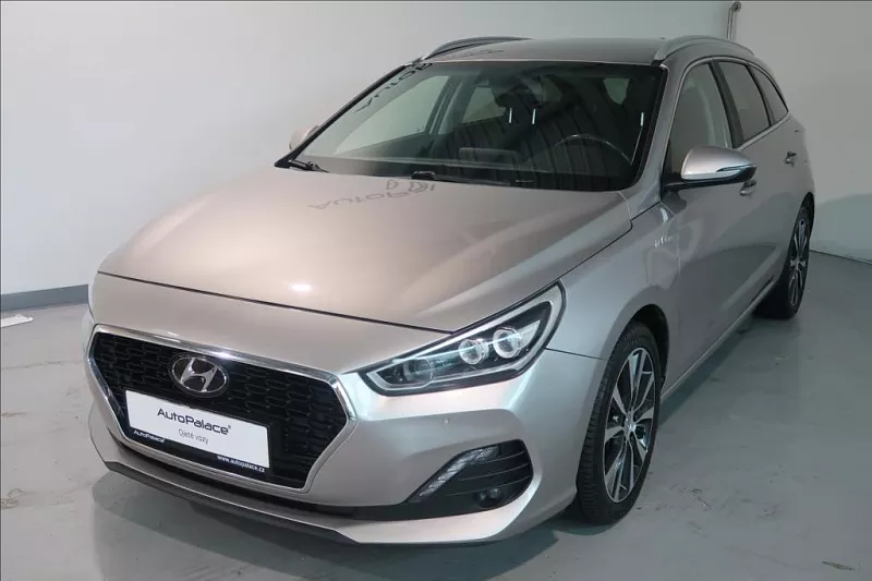 Hyundai i30 1,6 CRDi 136 All Inclusive kombi 100 kW bílá