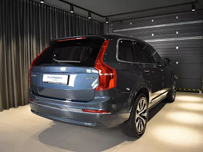 Volvo XC90 Plus Bright AWD B5 173 kW automat Modrá Denim Blue