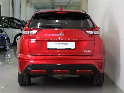 Mitsubishi Eclipse Cross 2,4 PHEV 4WD Instyle MY2023 ČR 138 kW automat červená