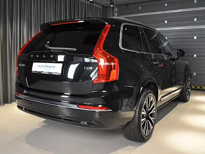 Volvo XC90 Plus Bright Plug-In T8 335 kW automat Černá Onyx