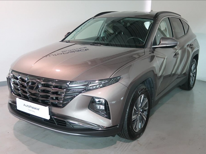 Hyundai Tucson 1,6 T-GDI 110kW SMART 1.MAJITEL 110 kW hnědá