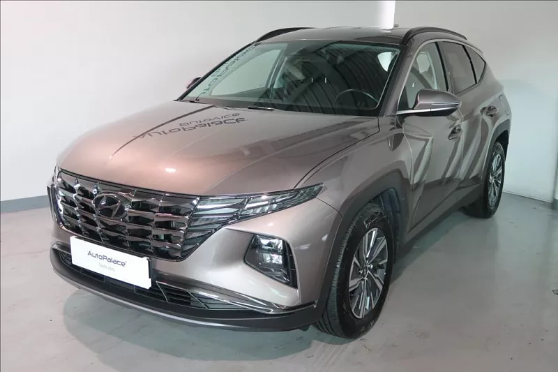 Hyundai Tucson 1,6 T-GDI 110kW SMART 1.MAJITEL 110 kW hnědá