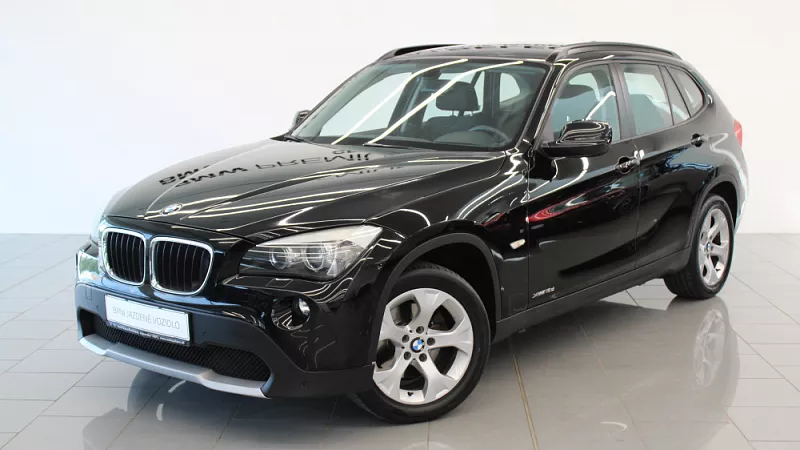 BMW X1 xDrive18d 105 kW automat Čierna